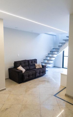 Apartamento à venda com 180m², 3 quartos e 3 vagas Apartamento à venda com 180m², 3 quartos e 3 vagasSala