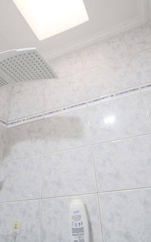 Casa à venda com 125m², 3 quartos e 2 vagasBanheiro Social