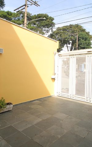 Casa à venda com 125m², 3 quartos e 2 vagasGaragem