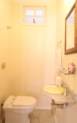 Casa à venda com 125m², 3 quartos e 2 vagasLavabo