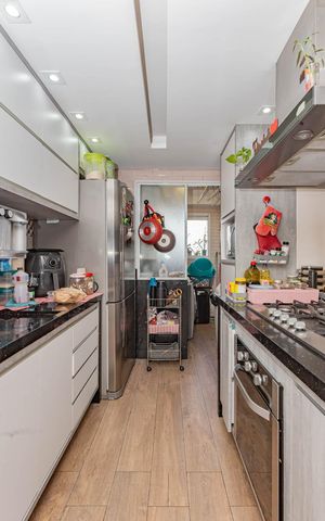 Apartamento à venda com 197m², 3 quartos e 3 vagasCozinha
