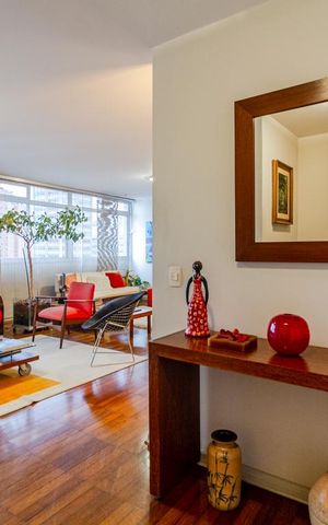 Apartamento à venda com 190m², 3 quartos e 1 vagaSala