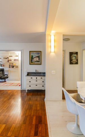 Apartamento à venda com 190m², 3 quartos e 1 vagaSala