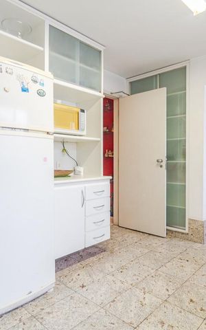 Apartamento à venda com 190m², 3 quartos e 1 vagaCozinha