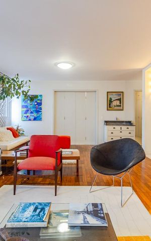 Apartamento à venda com 190m², 3 quartos e 1 vagaSala