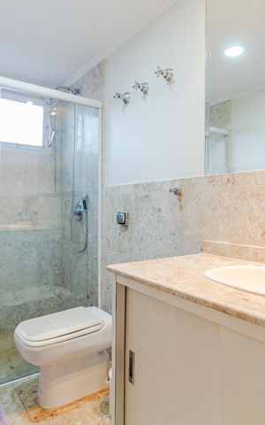 Apartamento à venda com 190m², 3 quartos e 1 vagaBanheiro Social