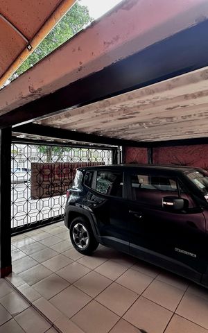 Casa à venda com 132m², 3 quartos e 2 vagas Casa à venda com 132m², 3 quartos e 2 vagasGaragem