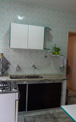 Casa à venda com 160m², 4 quartos e 2 vagas Casa à venda com 160m², 4 quartos e 2 vagasCozinha