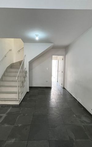 Casa à venda com 101m², 3 quartos e 1 vagaSala
