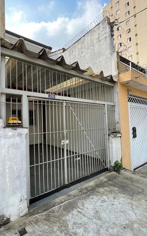 Casa à venda com 101m², 3 quartos e 1 vagaFachada