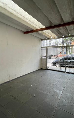 Casa à venda com 101m², 3 quartos e 1 vagaGaragem