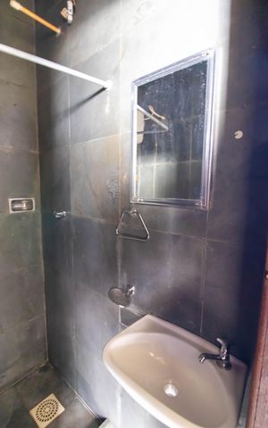 Casa à venda com 40m², 1 quarto e sem vaga Casa à venda com 40m², 1 quarto e sem vagaBanheiro
