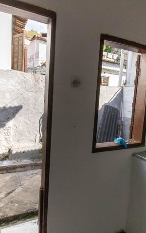 Casa à venda com 33m², 1 quarto e sem vaga Casa à venda com 33m², 1 quarto e sem vagaCozinha