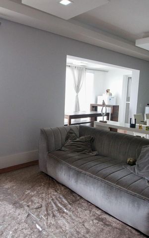 Apartamento à venda com 256m², 4 quartos e 3 vagasSala