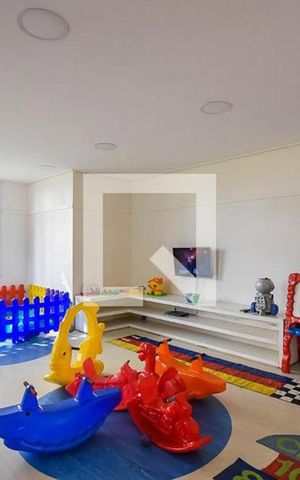 Apartamento à venda com 256m², 4 quartos e 3 vagas Apartamento à venda com 256m², 4 quartos e 3 vagasBrinquedoteca