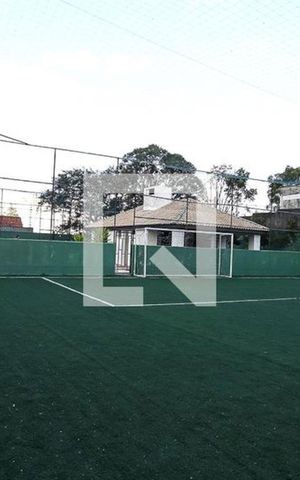 Apartamento à venda com 256m², 4 quartos e 3 vagas Apartamento à venda com 256m², 4 quartos e 3 vagasQuadra