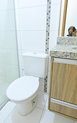 Apartamento para alugar com 63m², 2 quartos e 2 vagasBanheiro