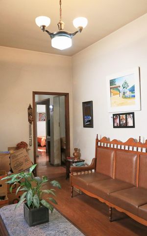 Casa para alugar com 300m², 3 quartos e 3 vagas Casa para alugar com 300m², 3 quartos e 3 vagasSala