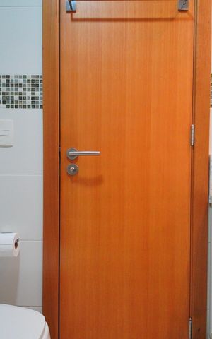 Apartamento à venda com 71m², 2 quartos e 2 vagasBanheiro da Suíte