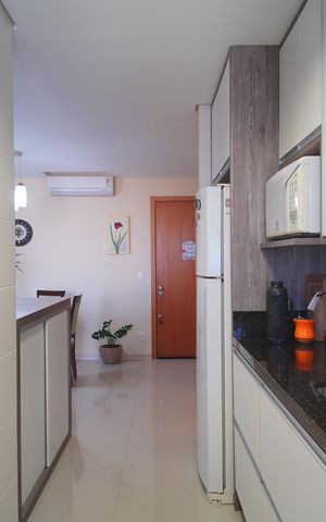 Apartamento à venda com 71m², 2 quartos e 2 vagasCozinha