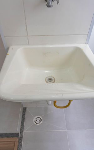 Apartamento para alugar com 40m², 2 quartos e 1 vaga Apartamento para alugar com 40m², 2 quartos e 1 vagaÁrea de serviço