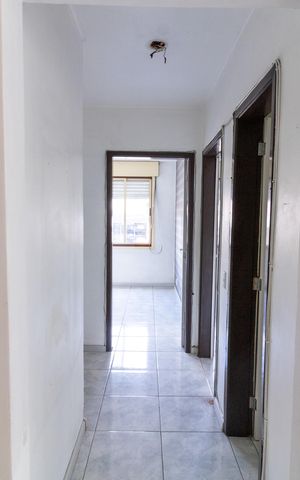 Apartamento à venda com 65m², 2 quartos e sem vagaCorredor