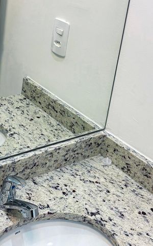 Studio à venda com 37m², 1 quarto e sem vaga Studio à venda com 37m², 1 quarto e sem vagaBanheiro social