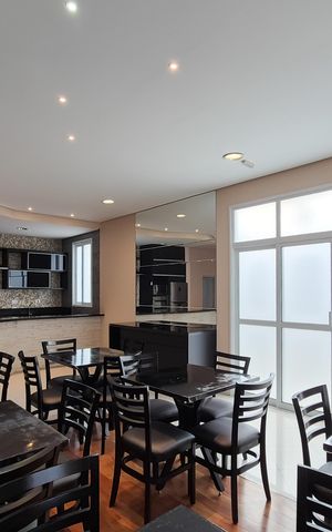 Apartamento à venda com 150m², 3 quartos e 3 vagasÁrea comum - Salão de festas