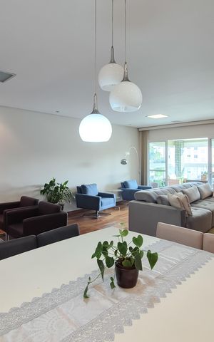 Apartamento à venda com 150m², 3 quartos e 3 vagasSala