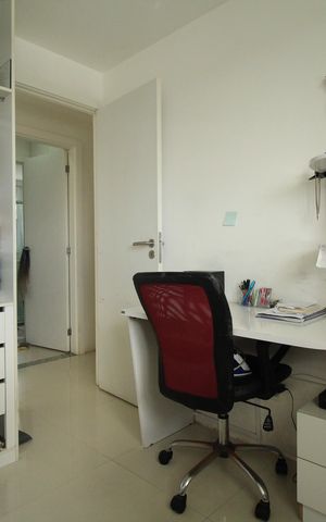 Apartamento para alugar com 140m², 4 quartos e 2 vagas Apartamento para alugar com 140m², 4 quartos e 2 vagasQuarto