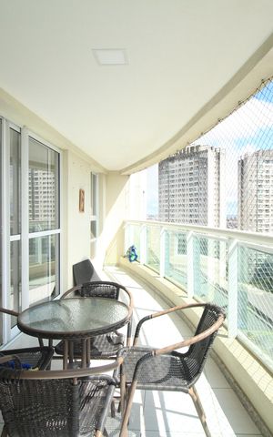 Apartamento para alugar com 140m², 4 quartos e 2 vagas Apartamento para alugar com 140m², 4 quartos e 2 vagasVaranda da Sala