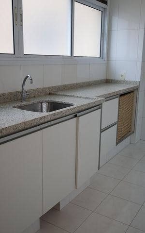 Apartamento para alugar com 326m², 6 quartos e 4 vagasÁrea de Serviço