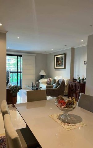 Apartamento à venda com 160m², 4 quartos e 2 vagas