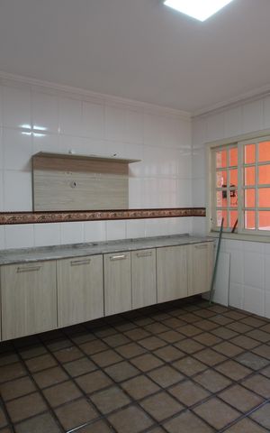 Casa de condomínio à venda com 350m², 5 quartos e 2 vagasCozinha - Copa