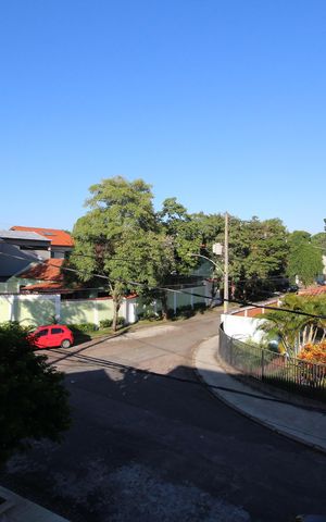 Casa de condomínio à venda com 350m², 5 quartos e 2 vagasSala 2 - Vista
