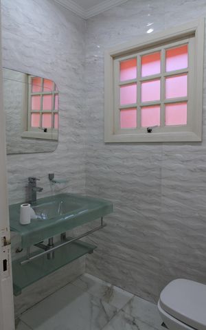Casa de condomínio à venda com 350m², 5 quartos e 2 vagasLavabo 1
