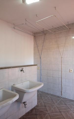 Casa de condomínio à venda com 350m², 5 quartos e 2 vagasÁrea de Serviço