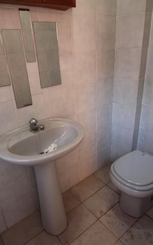 Casa de condomínio à venda com 350m², 5 quartos e 2 vagasLavabo 2