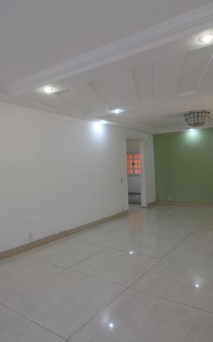 Casa de condomínio à venda com 350m², 5 quartos e 2 vagasSala 1