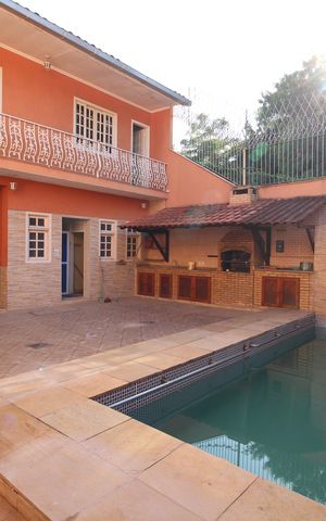 Casa de condomínio à venda com 350m², 5 quartos e 2 vagasÁrea Externa
