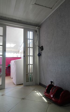 Casa de condomínio à venda com 107m², 3 quartos e 1 vagaCorredor