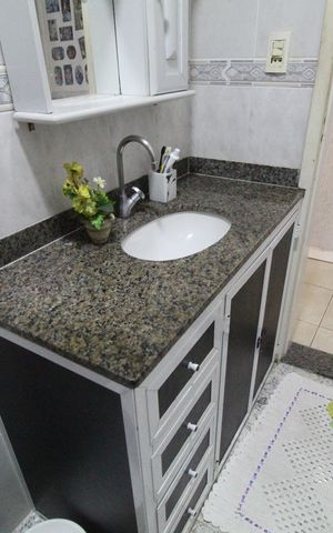 Casa de condomínio à venda com 107m², 3 quartos e 1 vagaBanheiro social
