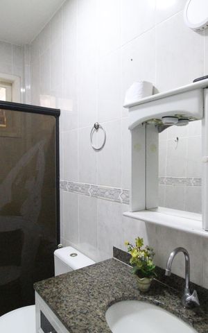 Casa de condomínio à venda com 107m², 3 quartos e 1 vagaBanheiro social