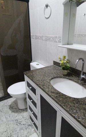 Casa de condomínio à venda com 107m², 3 quartos e 1 vagaBanheiro social