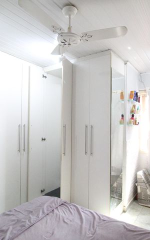 Casa de condomínio à venda com 107m², 3 quartos e 1 vagaSuíte