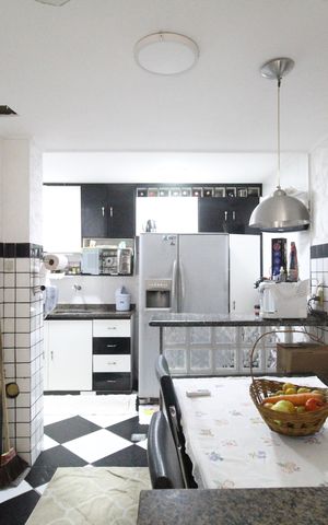 Casa de condomínio à venda com 107m², 3 quartos e 1 vagaCozinha
