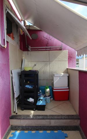 Casa de condomínio à venda com 107m², 3 quartos e 1 vagaÁrea de serviço - Terraço
