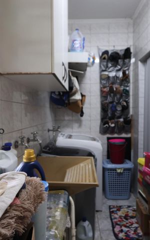 Casa à venda com 90m², 3 quartos e 1 vagaLavanderia