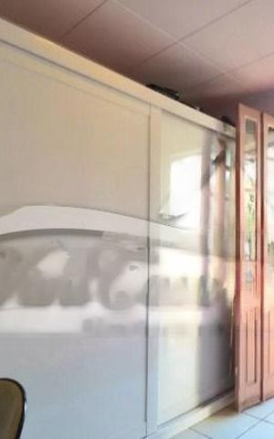 Casa à venda com 170m², 3 quartos e 2 vagas