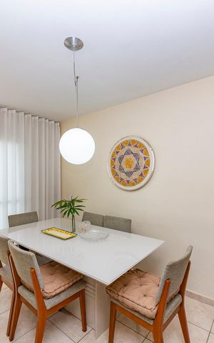 Casa de condomínio à venda com 143m², 3 quartos e 2 vagas Casa de condomínio à venda com 143m², 3 quartos e 2 vagasSala